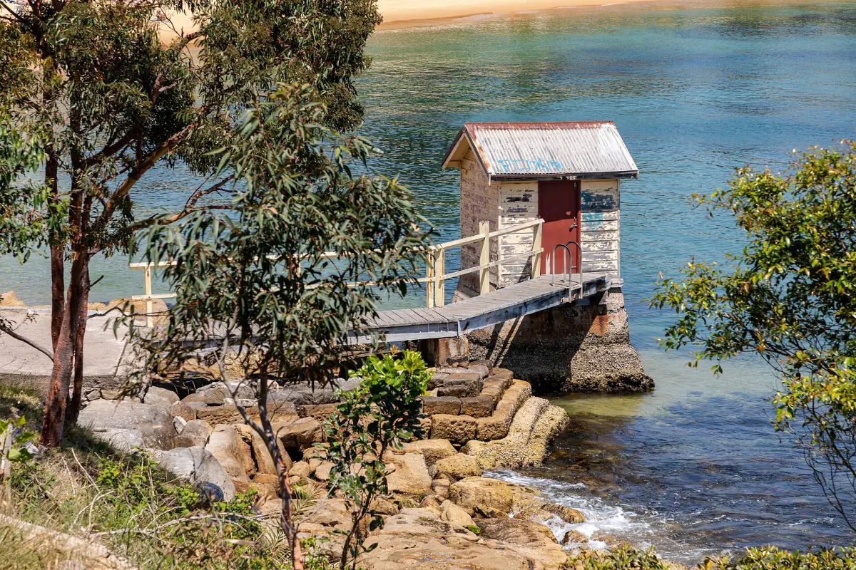 The jetty at Camp Cove