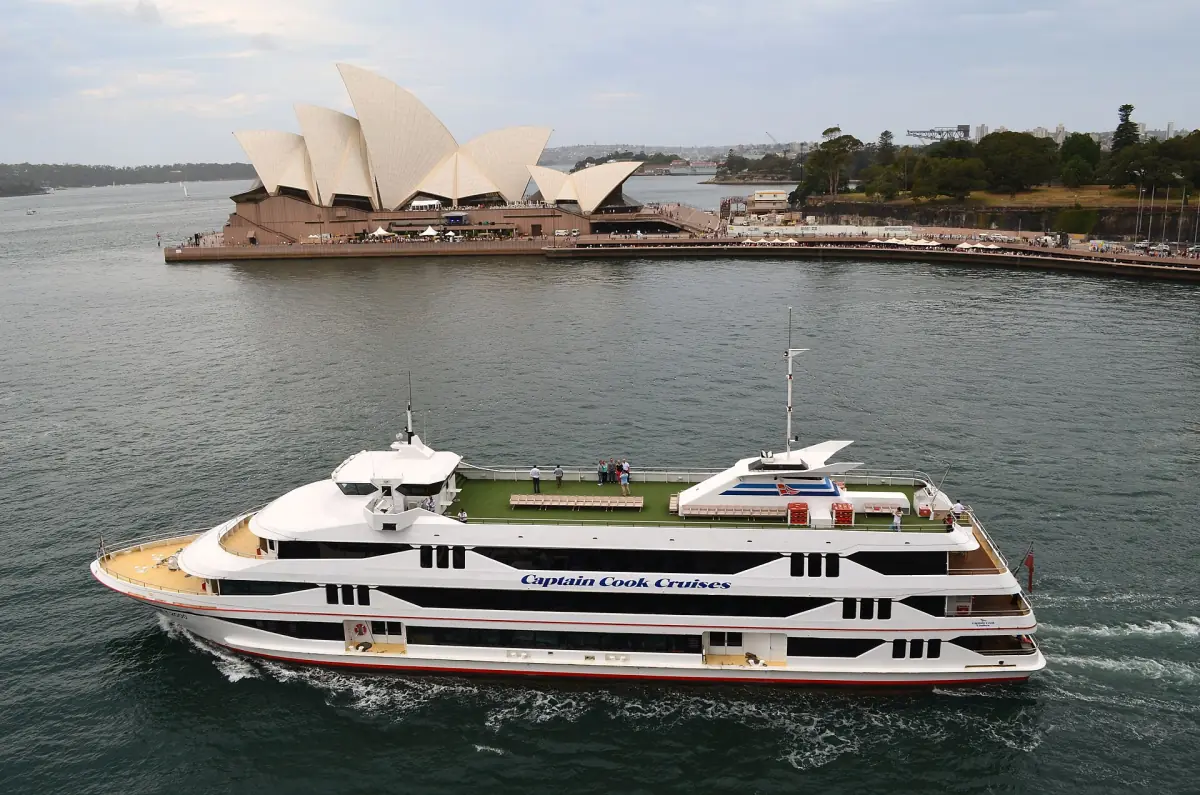 A cruise boat leaving Circular Quay in Sydney Cove