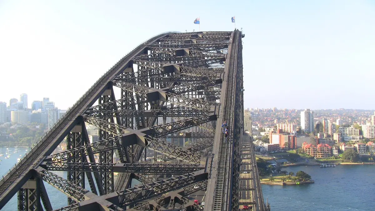 The bridge arch seen from a pylon